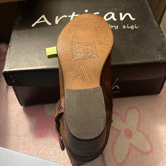 suede boots from ARTISAN BY ZIGI feature a sleek snakeskin pattern buckle. - Picture 4 of 5